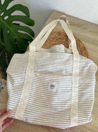 Bolso Zara Rayas Blanco y Negro