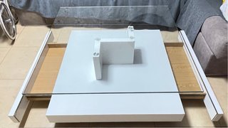 Mesa de centro moderna cristal y blanca