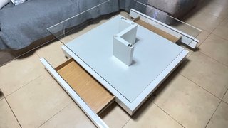 Mesa de centro moderna cristal y blanca