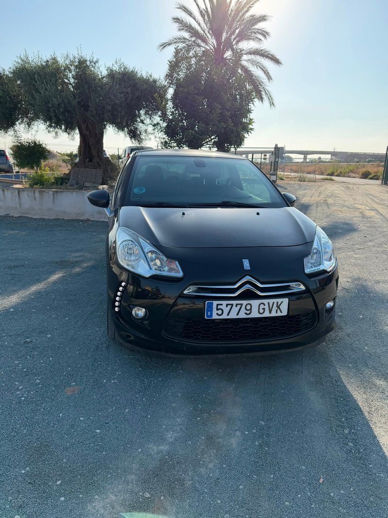 Citroen DS3 2010 - foto 1