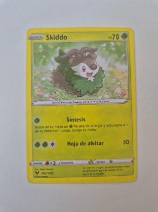 Skiddo Básico PS70 Carta Pokémon