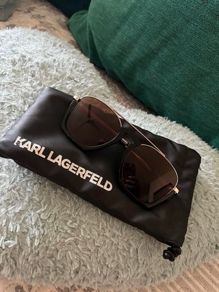 Gafas de sol Karl Lagerfeld negras y marrones