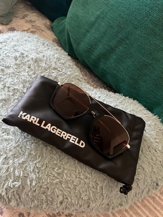 Gafas de sol Karl Lagerfeld negras y marrones