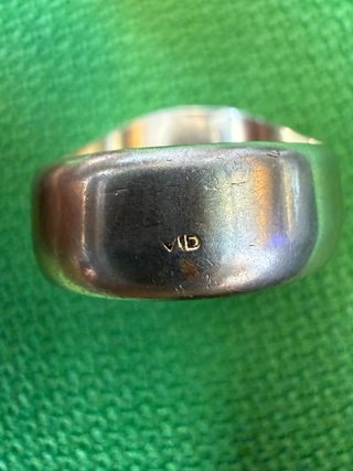 ANILLO VINTAGE SELLO REINA VICTORIA