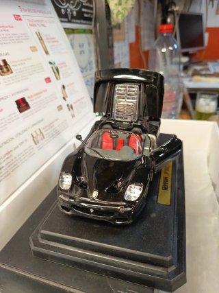 Maqueta Ferrari F50 1995