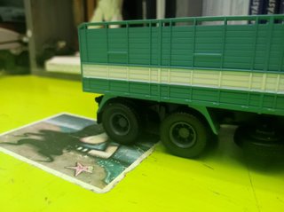 Pegaso Camión 4 Ejes 1/43 con defectos