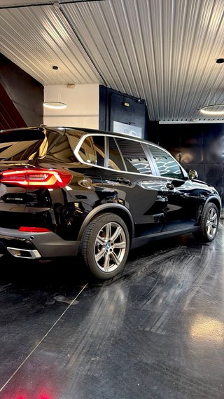 BMW X5 2023