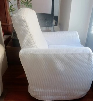 Fundas para sillón blancas.