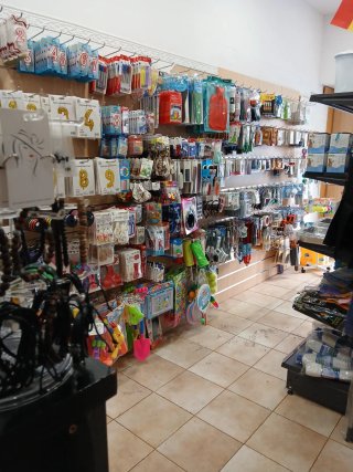 Caja registradora y accesorios tienda