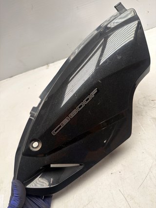 Tapa Bajo Asiento Derecha Honda CB Hornet 600 2008