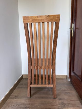 Juego de 4 sillas de comedor de madera