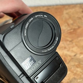 Videocamera Sony Handycam CCD-TR415E PAL Video8 XR