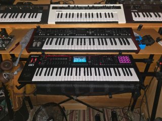 Roland Fantom 06 Sintetizador Teclado