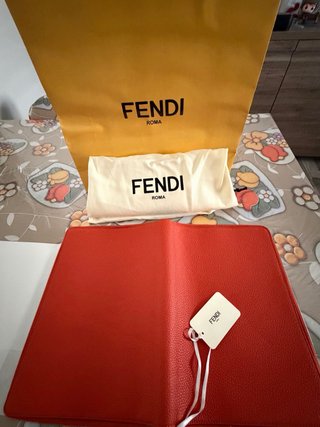 Fendi pochette arancione