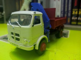 Camión Pegaso Comet 1/43