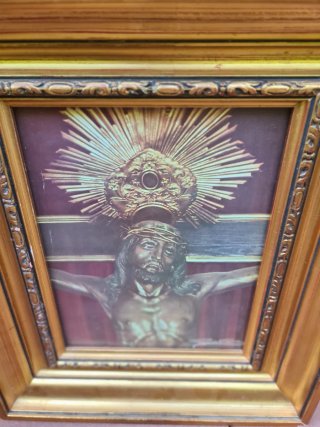 Cuadro religioso dorado