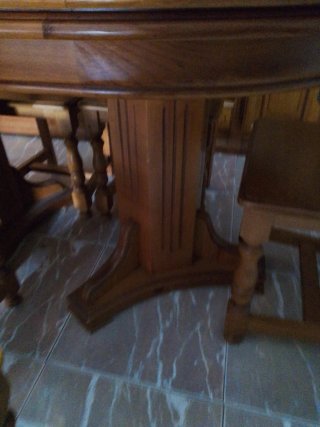 Mesa extensible y 6 sillas comedor madera