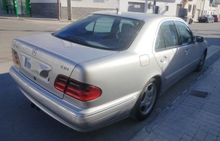 Mercedes-Benz E 320 CDI