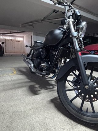 Daelim Daystar VL 125 F Moto Cruiser