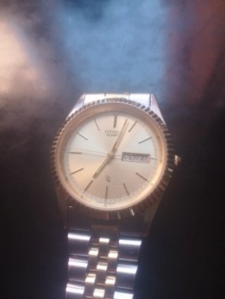 Reloj Citizen Vintage Oro y Plata