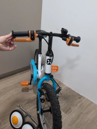 Bicicleta Infantil B'TWIN Arctic 14 con Ruedines