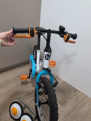 Bicicleta Infantil B'TWIN Arctic 14 con Ruedines