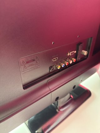 Televisor LCD LG 22MT44DP-PZ
