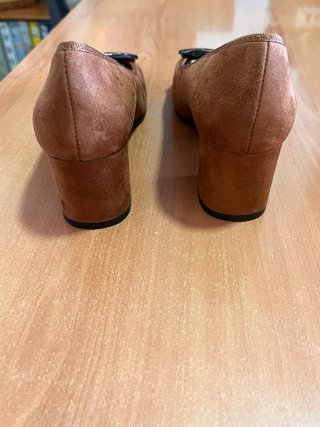 Zapatos tacón CLARA RUBIO marrones talla 37