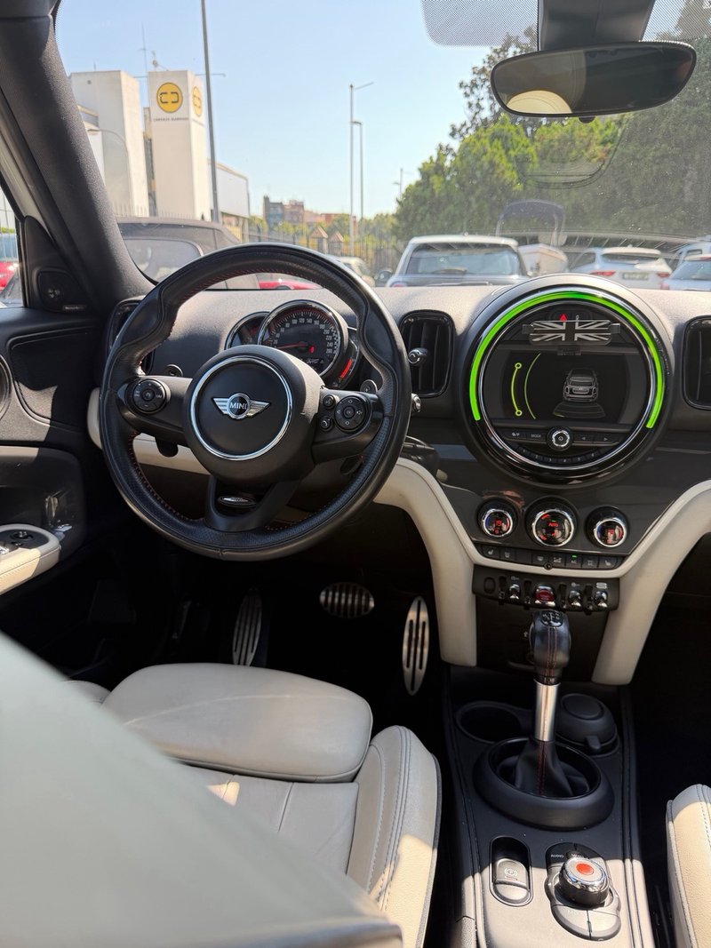 MINI Countryman 2017, foto 18
