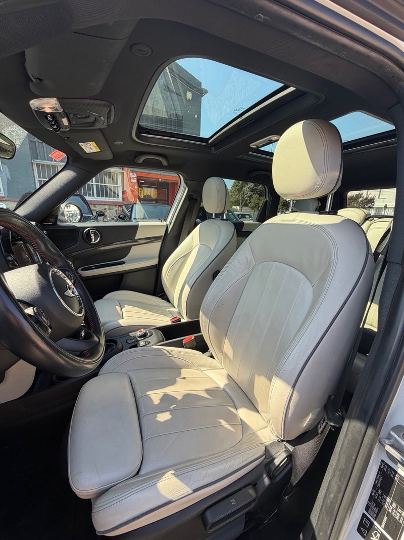 MINI Countryman 2017, foto 12