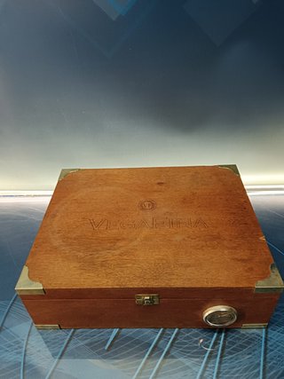 Higrómetro, Humidificador de madera , cedro español, Vegafina + Habanos cohiba