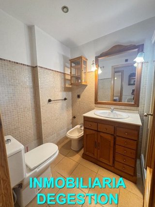 Piso en alquiler en Centro Ciudad en Linares