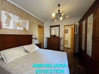 Piso en alquiler en Centro Ciudad en Linares