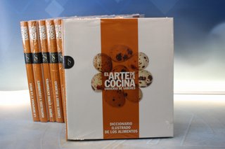 El Arte de la Cocina. Universo de Sabores. Signo Editores.12 vol.