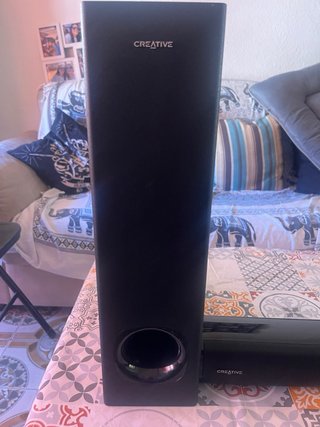Barra de Sonido Creative Negra y Blanca