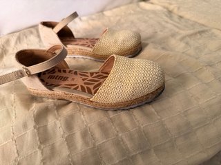 Sandalias Mustang Beige Talla 36