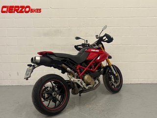 Ducati Hypermotard 1100 S Roja