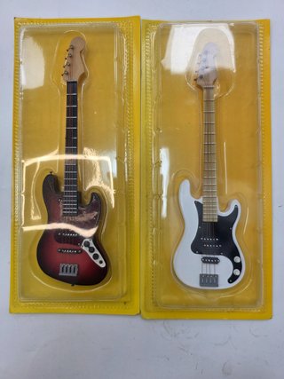 Instrumentos Musicales En Miniatura Pack 8 Guitarras + Mini