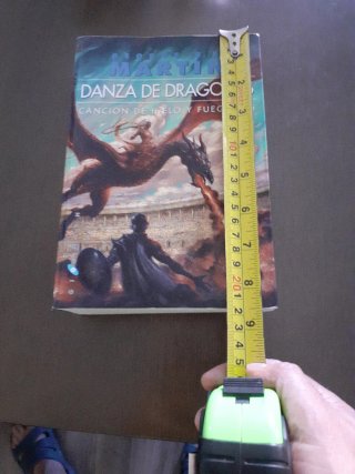 Danza de dragones. 21 cm. Omnimus