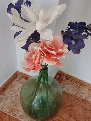 Dama juana de cristal sin la decoración