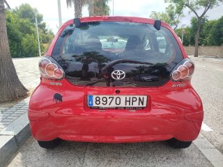 Toyota Aygo 2013 (gasolina) 68cv