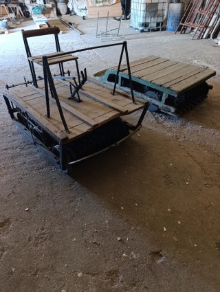 Trillos mecánicos antiguos