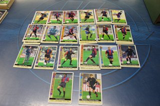 Cromos. Fichas de la Liga 2000. La Liga de Fútbol. Mundicromo, 1999.