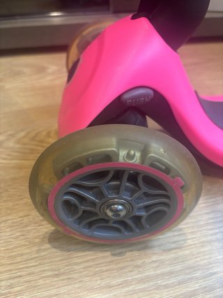 Patinete Globber Primo Luces Plegable Rosa