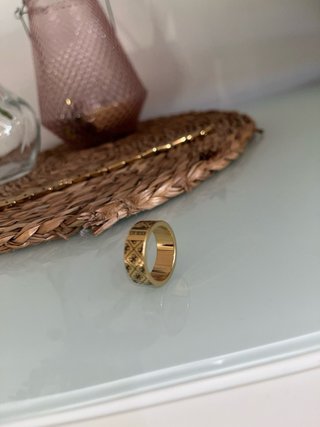 Conjunto Pulsera y Anillo Guess Acero Dorado