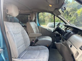 Renault Trafic GENERATION 2.5 DCI MOTOR NUEVO !!!