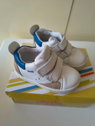 Scarpe bimbo Balducci bianche n. 21