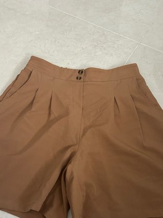 Pantalón corto mujer camel talla L