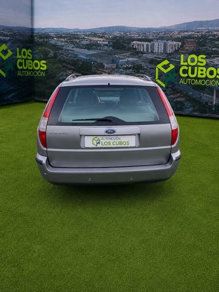 Ford Mondeo 2.0i Ghia