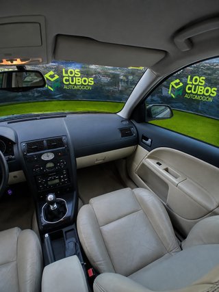 Ford Mondeo 2.0i Ghia